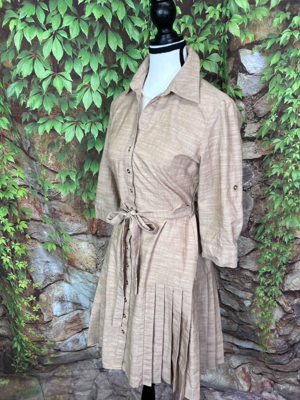 SHARAGANO Minimalist Luxury Designer Tan Shirtdress with Pleated Skirt, 4 - Picture 3 of 11